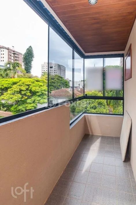 Imóvel para venda tem 66 metros quadrados com 2 quartos em Auxiliadora - Porto Alegre - RS