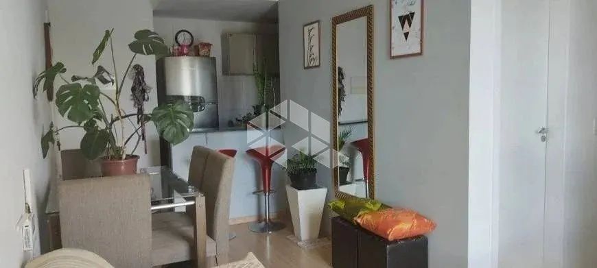 Apartamento Três quatros com Suite e Sacada