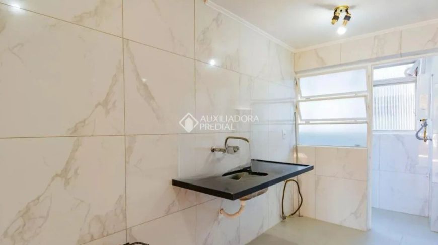 Apartamento com 112,43m² - reformado a venda no Bairro Rio Branco