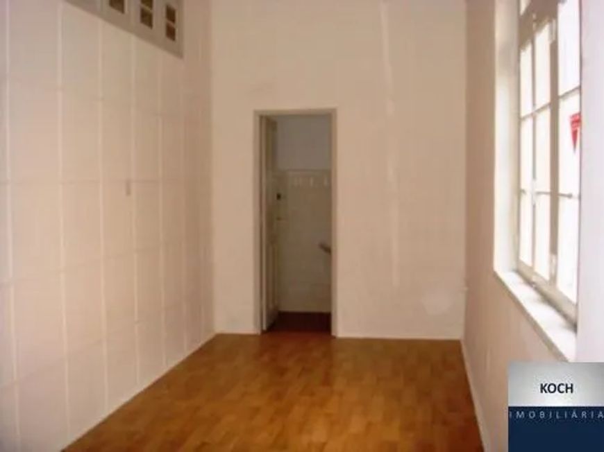 Conjunto/Sala para Locação/Aluguel - 22.04m², Centro