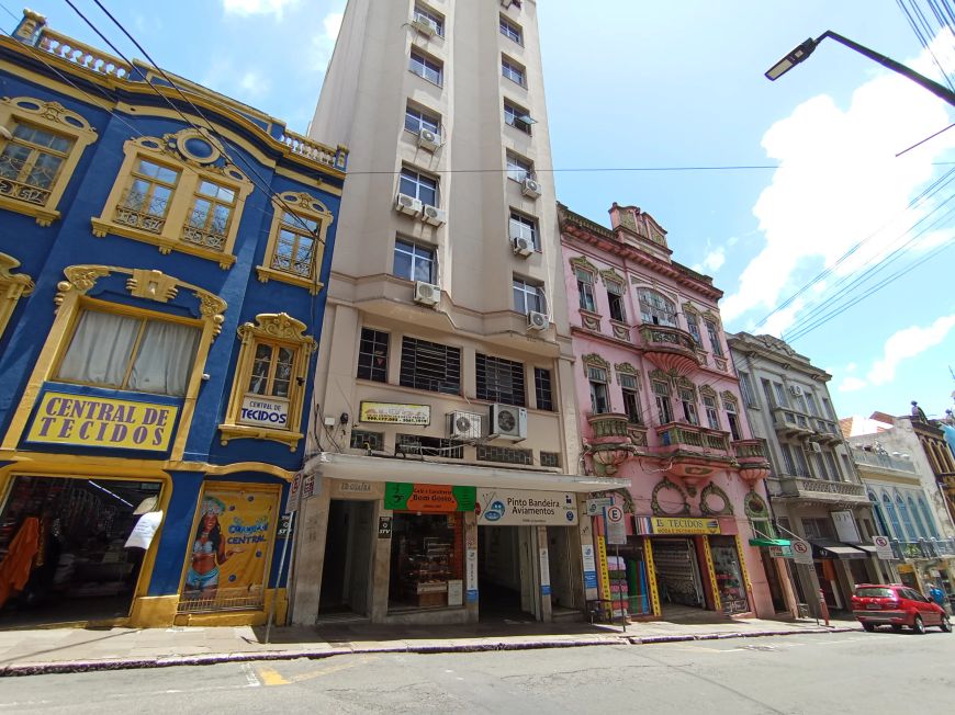 Sala Comercial para Aluguel no Centro Histórico 90m² – Porto Alegre