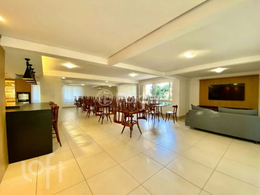 Apartamento à venda Avenida Coronel Lucas de Oliveira, Bela Vista - Porto Alegre