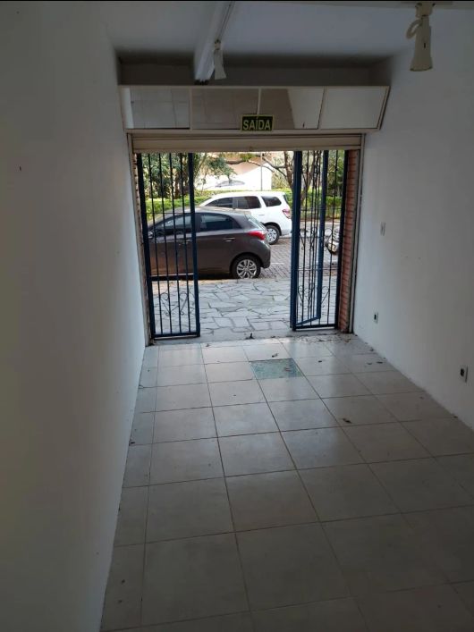 Ponto comercial/Loja/Box para aluguel tem 18 metros quadrados