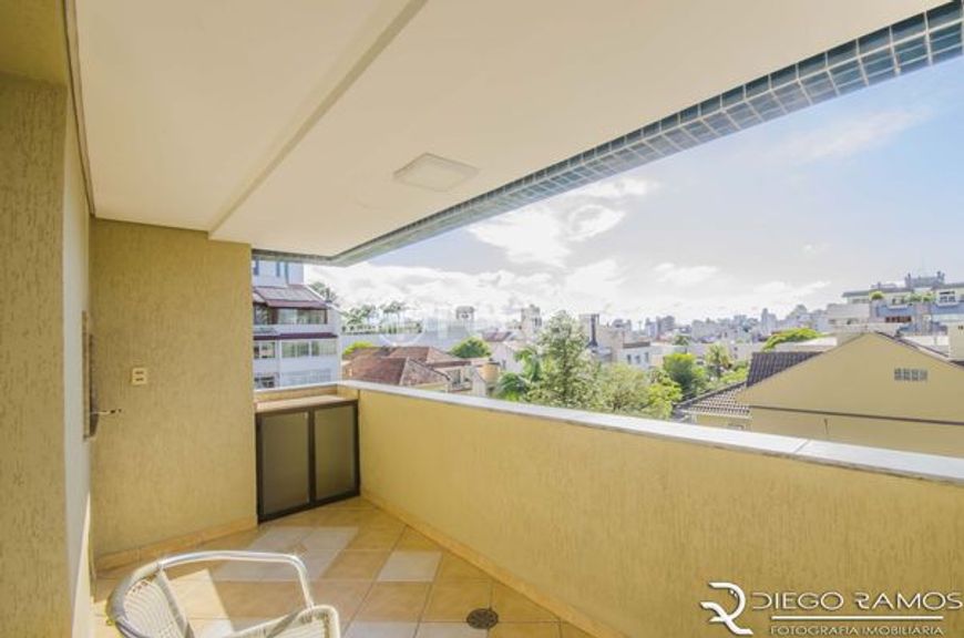 Apartamento para venda possui 96 metros quadrados com 3 quartos em Bom Fim - Porto Alegre - RS