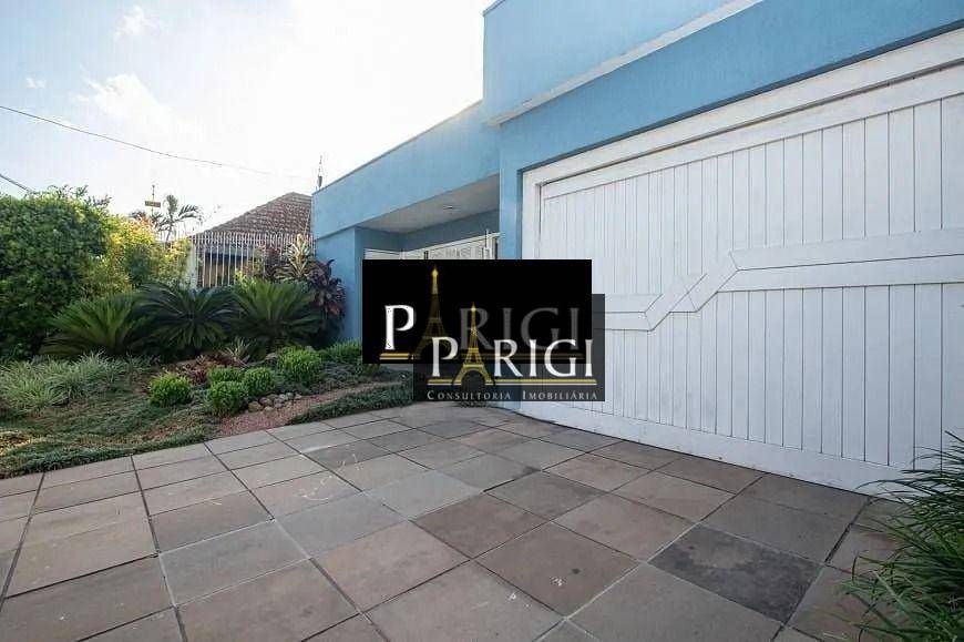 Casa com 3 dormitórios para alugar, 190 m² por R$ 12.000,01/mês - Passo d'Areia - Porto Alegre/RS