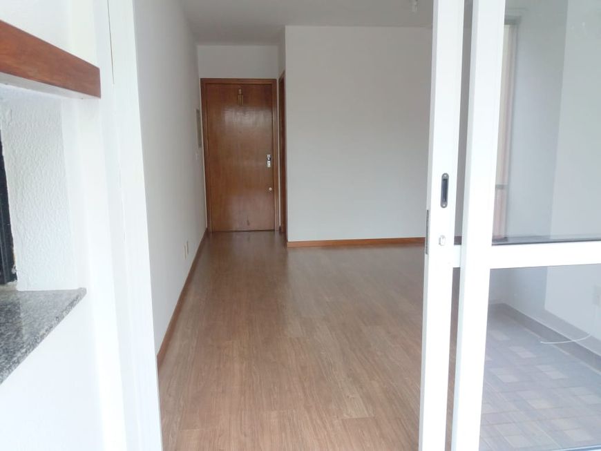 Apartamento para venda tem 84 metros quadrados com 3 quartos