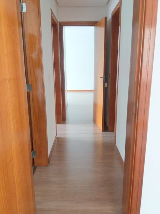 Apartamento para venda tem 84 metros quadrados com 3 quartos