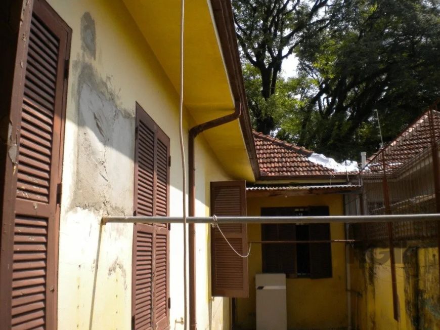 Casa Térrea em Alvenaria - Ótima Localização, Travessa OuvidorCasa térrea de 120m², 3 dormitórios, c