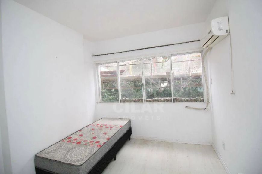 Kitnet com 1 dormitório para alugar, 25 m² por R$ 1.216,00/mês - Centro - Porto Alegre/RS