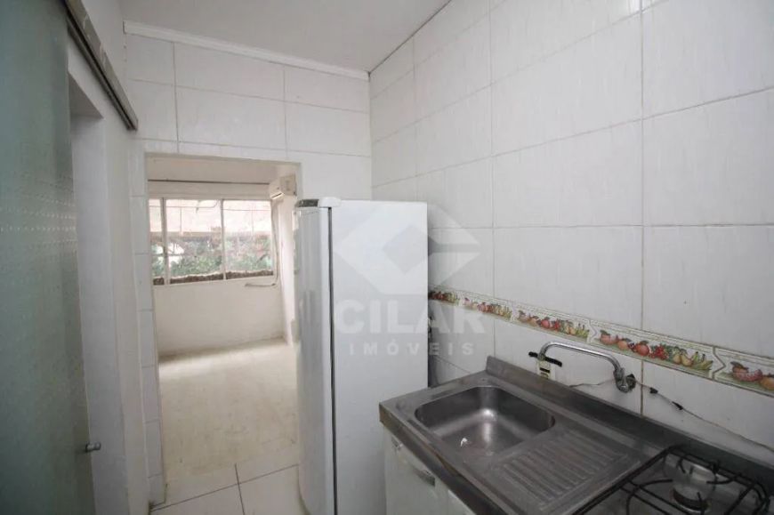 Kitnet com 1 dormitório para alugar, 25 m² por R$ 1.216,00/mês - Centro - Porto Alegre/RS