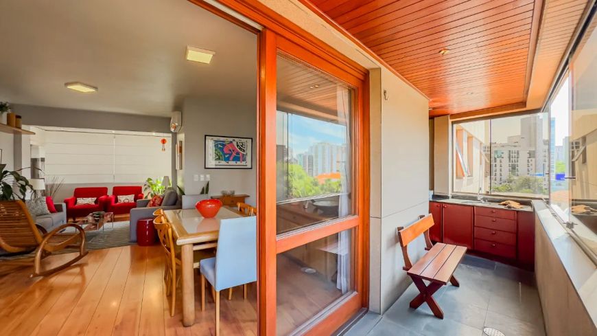 APARTAMENTO DE 3 QUARTOS, SUITE, 2 VAGAS - BAIRRO MOINHOS DE VENTO - PORTO ALEGRE - RS