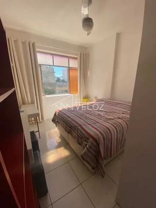 Apartamento - / Residencial / Centro
