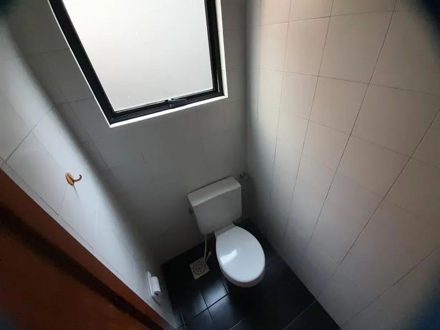 Sala no Bairro São João com 71,81m² de área privativa com banheiro. Infraestrutura condomínio: inter