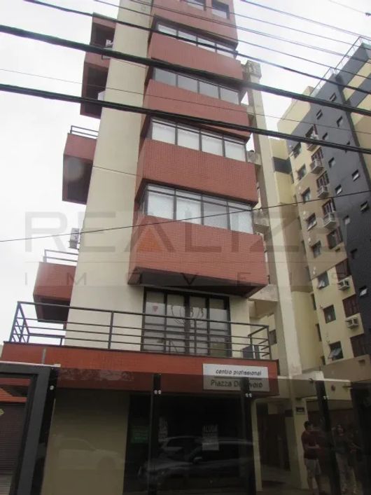 Sala para alugar tem 45 metros quadrados no bairro em Menino Deus - Porto Alegre - RS