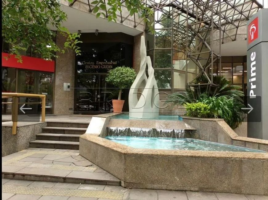 Belíssima sala comercial/1 Vaga - 43m2 Auxiliadora