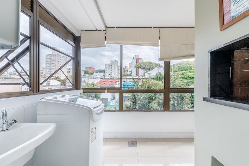 Na Felizardo Furtado no Petrópolis ao lado do Santa Inês e Zaffari! Localização Privilegiada c/81m²