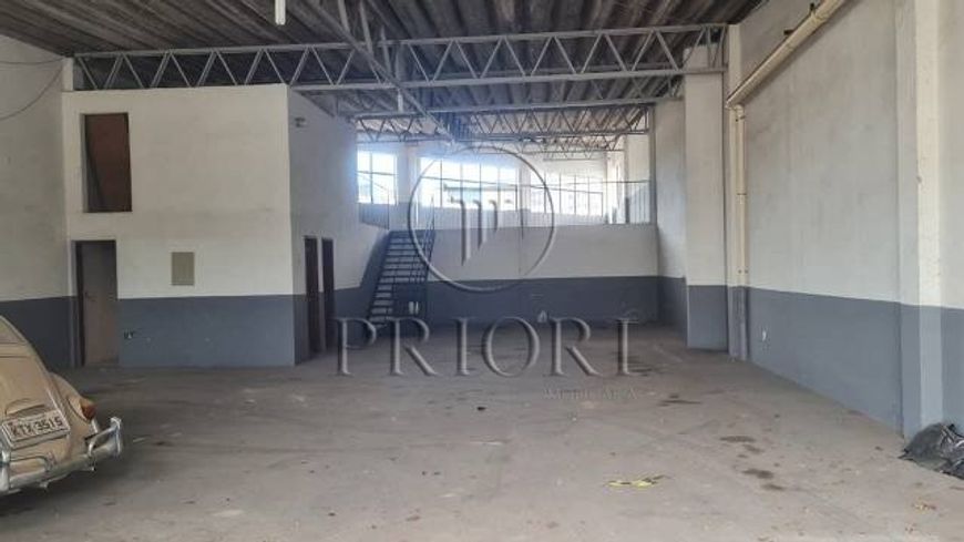 EXCELENTE LOJA NO BAIRRO CHACARA DAS PEDRAS