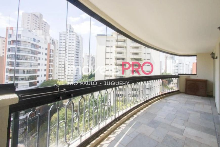 Apartamento para locação com 247m² no Campo Belo - São Paulo