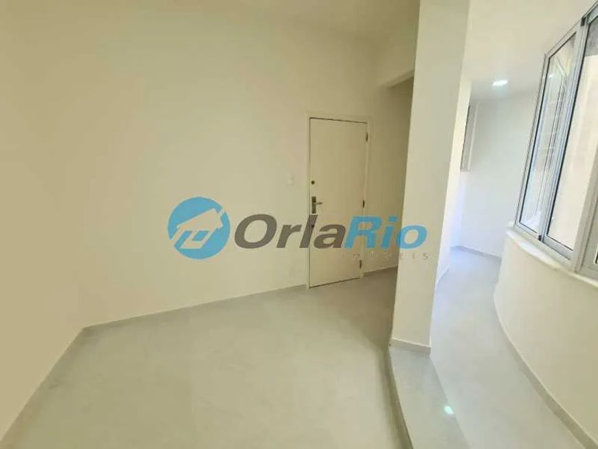 Apartamento - Padrão / Residencial / Catete