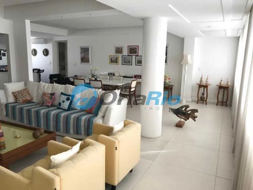 Apartamento : Padrão / Residencial / Copacabana