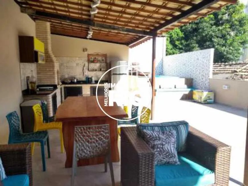 Casa de Vila Linear com Terraço à Venda