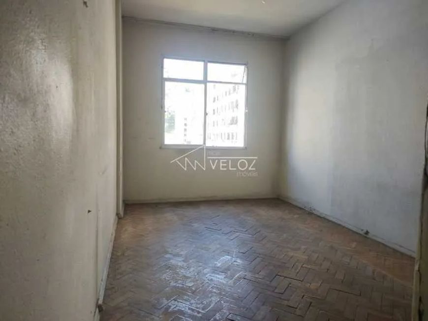 Apartamento : Padrão / Residencial / Glória