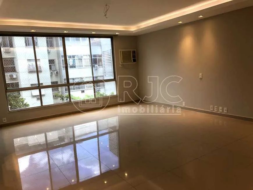 Imóvel para venda tem 182 metros quadrados com 4 quartos em Tijuca - Rio de Janeiro - RJ