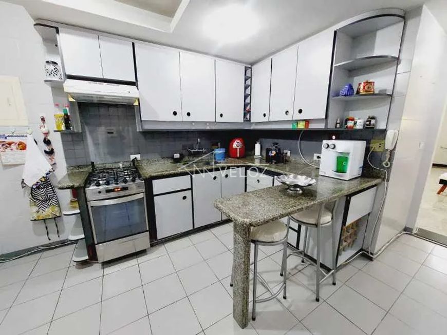 Apartamento - / Residencial / Flamengo