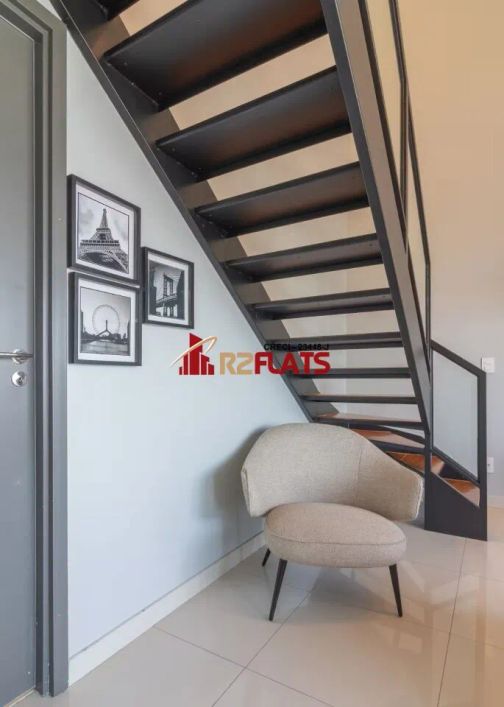Flat com ótimo preço no bairro Campo Belo. Confira!