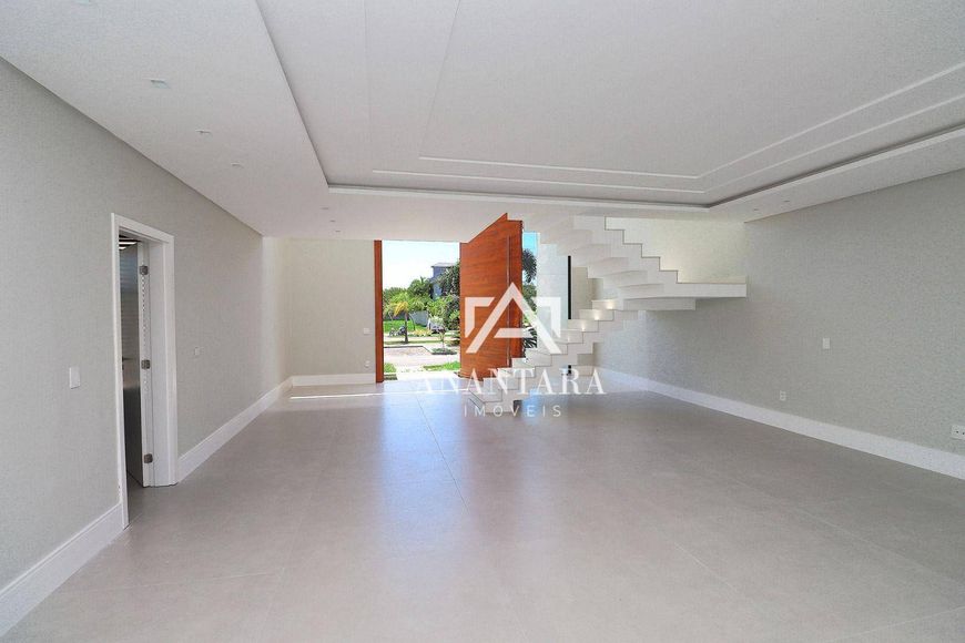 Casa no Aplhaville com 5 suítes - Barra da Tijuca