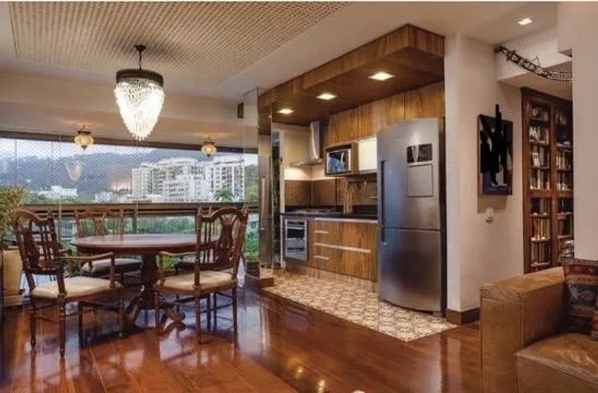 Apartamento - / Residencial / Leblon