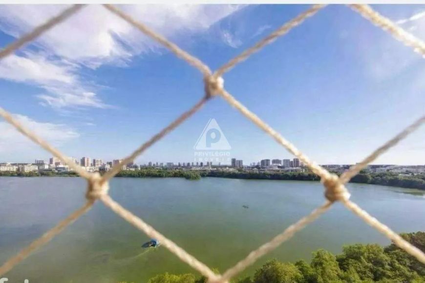 Imperdível: Apartamento de 3 Quartos com Vista Deslumbrante na Península!