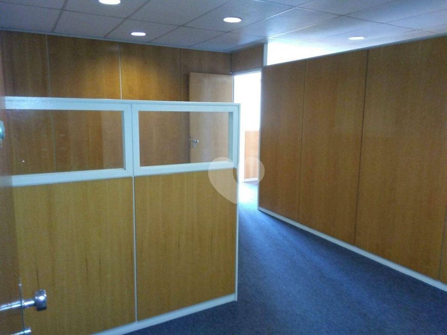 Excelente Sala Comercial pertinho do Aeroporto Santos Dumont