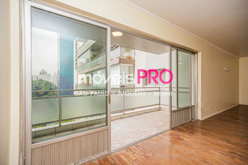 Apartamento, Moema - São Paulo