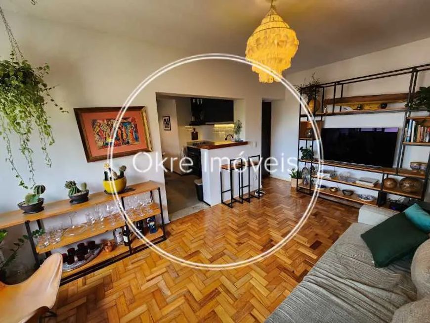 Apartamento reformado 2 quartos com 1 vaga 80m² Ipanema