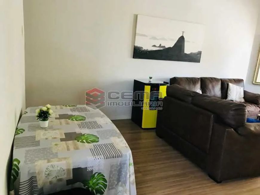 Apartamento : Padrão / Residencial / Glória