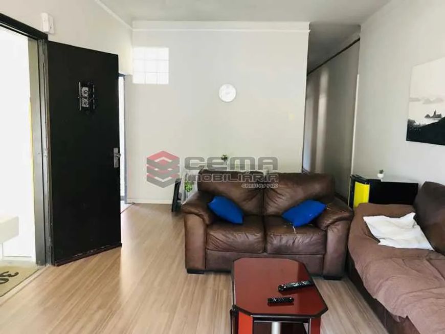 Apartamento : Padrão / Residencial / Glória
