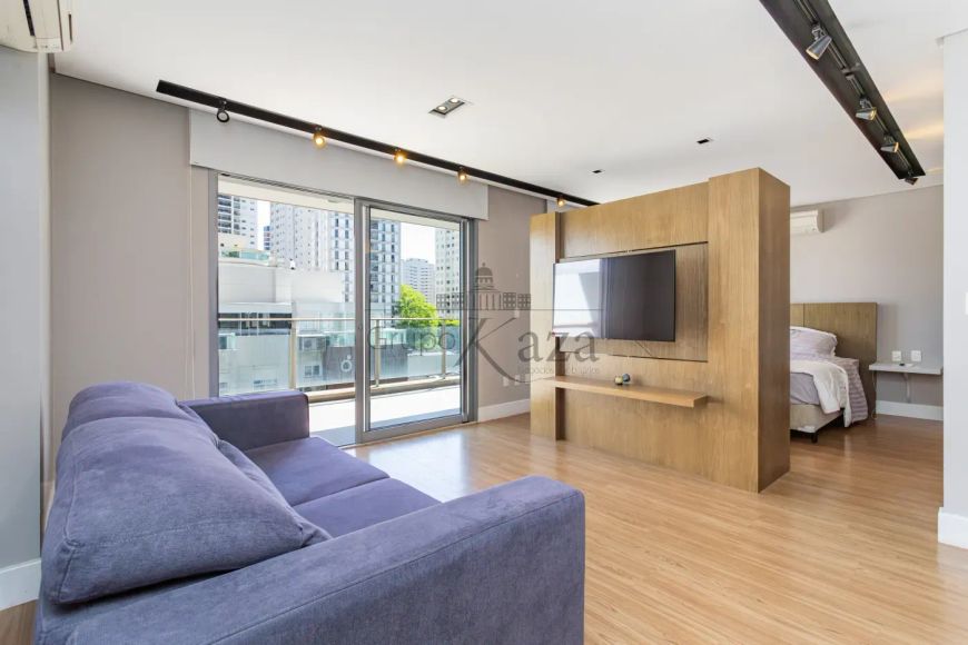 Apartamento - Vila Nova Conceição - 1 Dormitório - 77m².