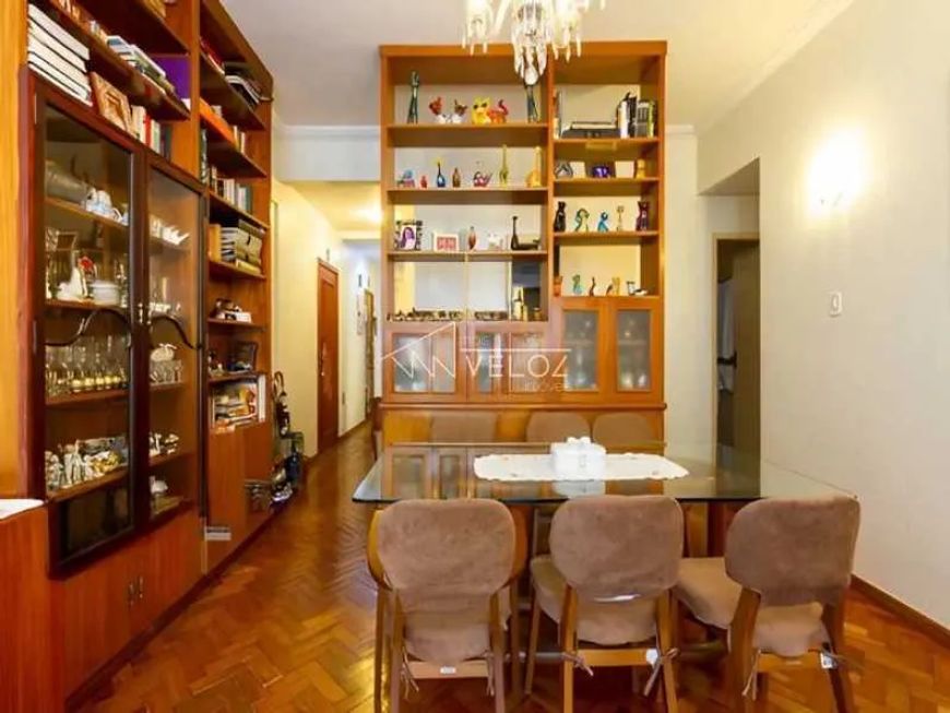 Apartamento - / Residencial / Laranjeiras
