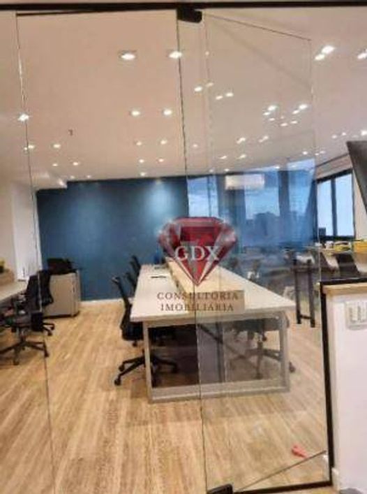 Conjunto comercial para venda em Moema