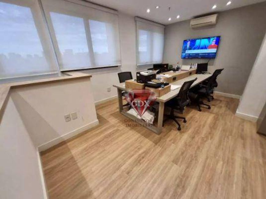 Conjunto comercial para venda em Moema