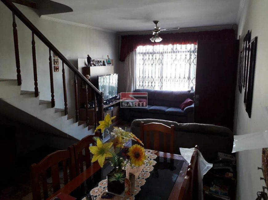 AMPLO SOBRADO COM LINDO TERRAÇO NA FRENTE , 3 DORMITÓRIOS ( SENDO 1 SUÍTE ) 01 VAGA DE GARAGEM