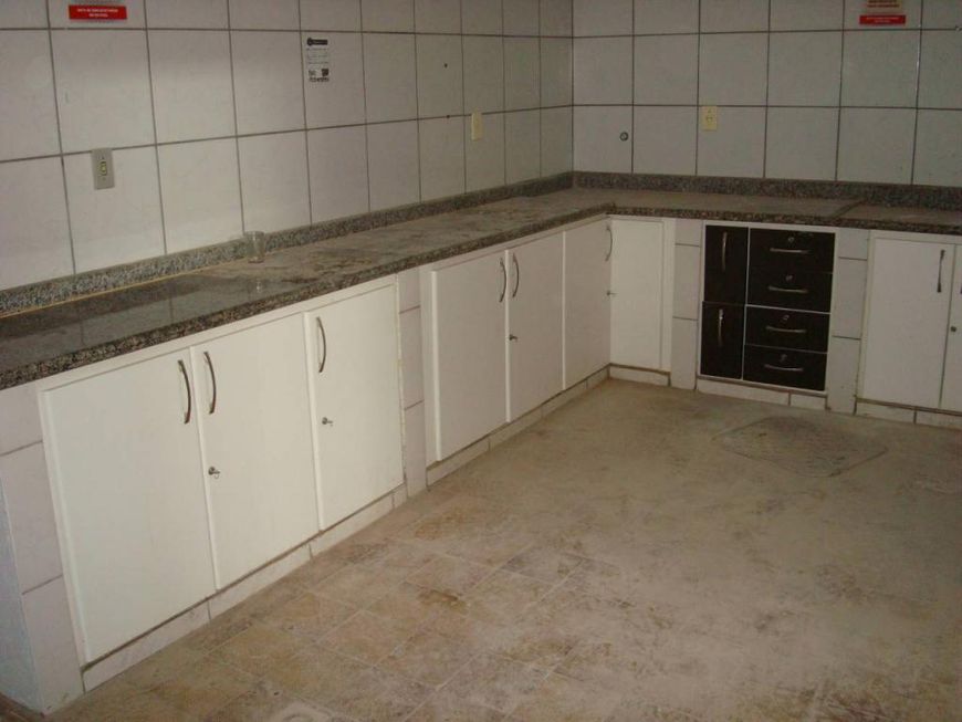 01 Prédio Comercial
