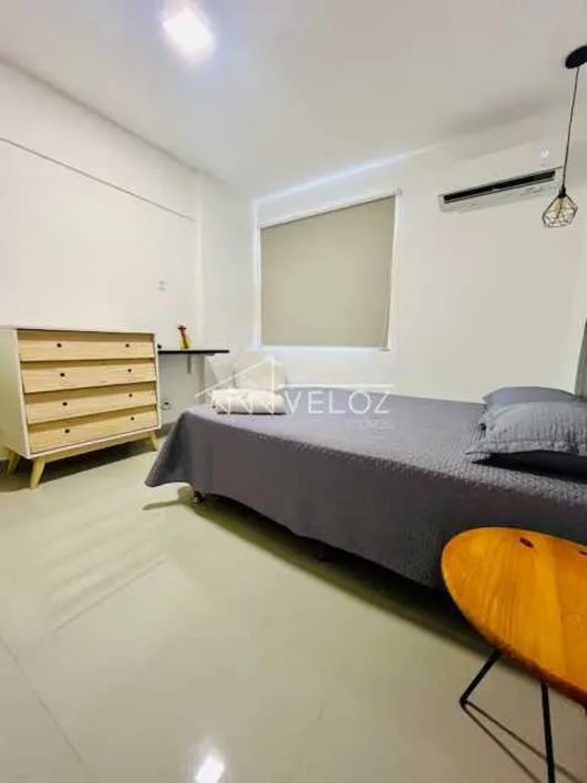 Apartamento : / Residencial / Glória