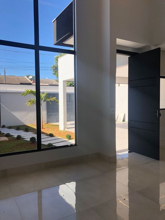 Térrea para venda possui 155 metros quadrados com 3 quartos em Residencial Canadá - Goiânia - GO