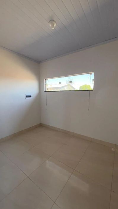 Sobrado para venda possui 450 metros quadrados com 3 quartos em Parque Santa Rita - Goiânia - GO