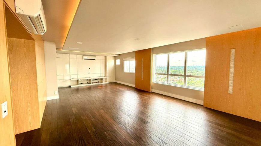 Imóvel para venda tem 206 metros quadrados com 4 quartos em Campo Belo - São Paulo - SP