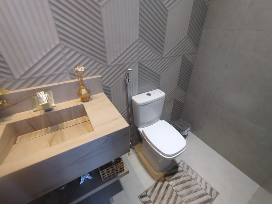 Casa de condomínio sobrado para venda possui 340 metros quadrados com 3 quartos