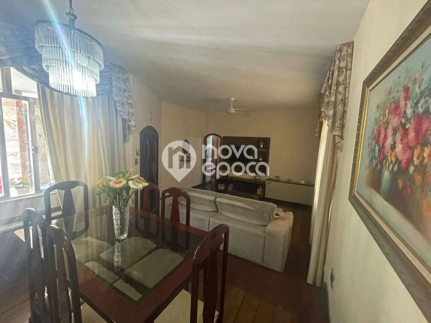 Méier | Casa 7 quartos, sendo 2 suites