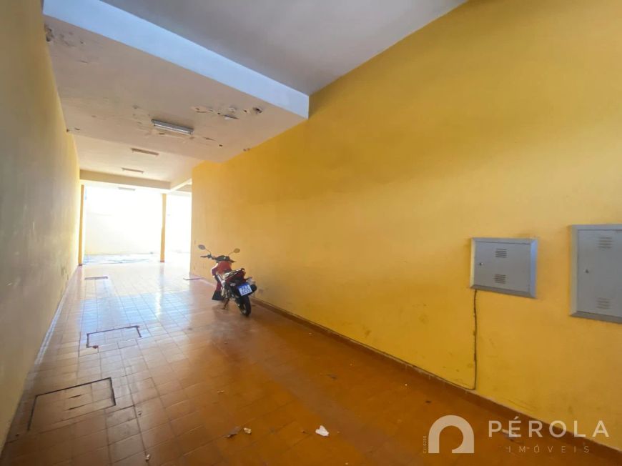 Prédio comercial em Coimbra - Goiânia